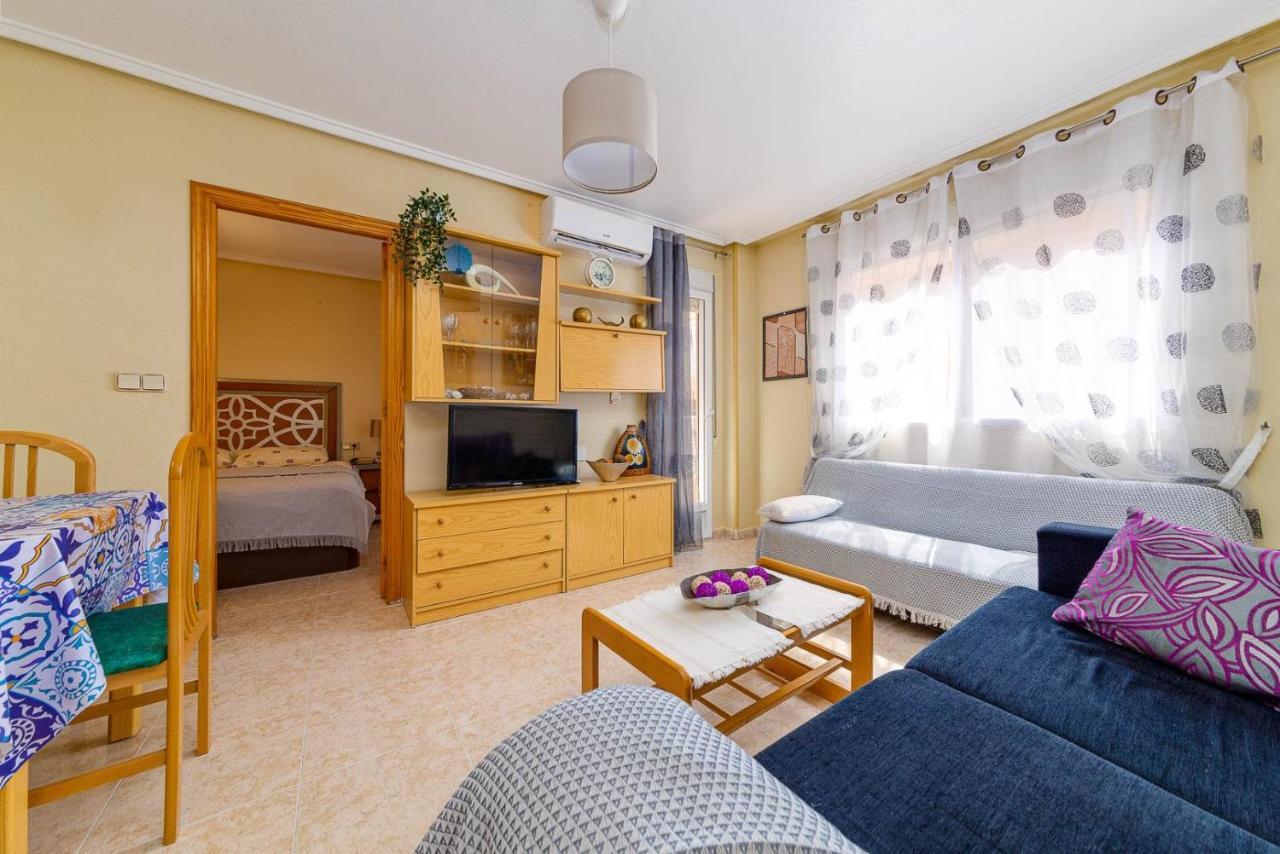 Cozy Appartment Torrevieja At Irina מראה חיצוני תמונה