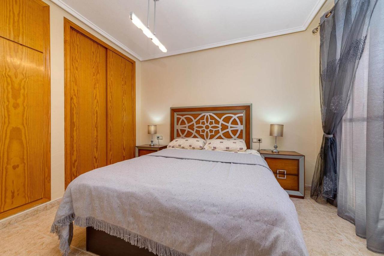 Cozy Appartment Torrevieja At Irina מראה חיצוני תמונה