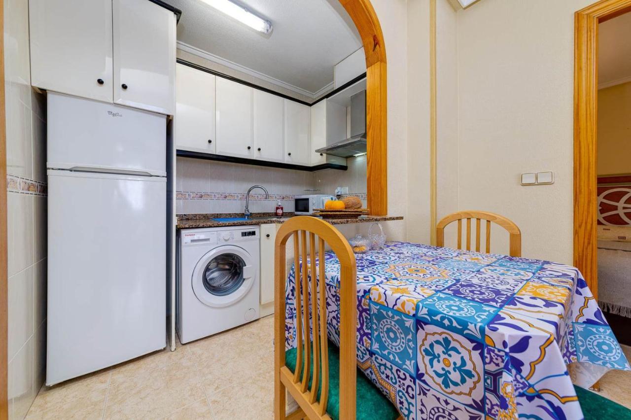 Cozy Appartment Torrevieja At Irina מראה חיצוני תמונה