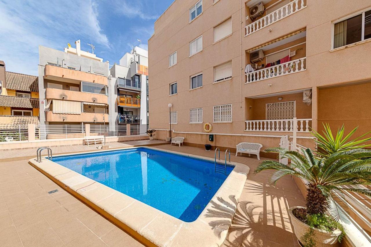 Cozy Appartment Torrevieja At Irina מראה חיצוני תמונה